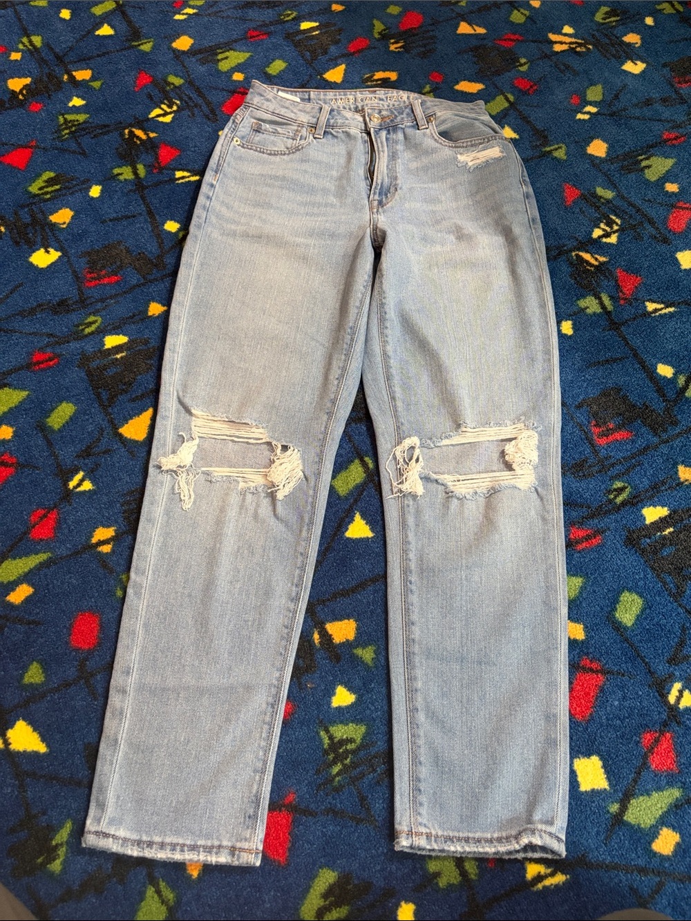 American Eagle Outfitters Light Blue Distressed Boyfriend Jeans